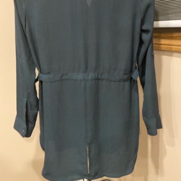 Reitmans LIKE NEW long blouse / tunic - Picture 5 of 7